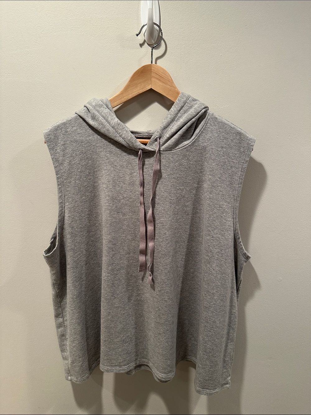 Eileen Fisher Sleeveless Hooded Top in Light Gray